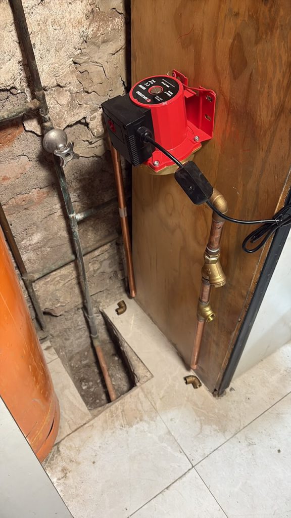 INSTALACION DE BOMBA PRESURIZADORA